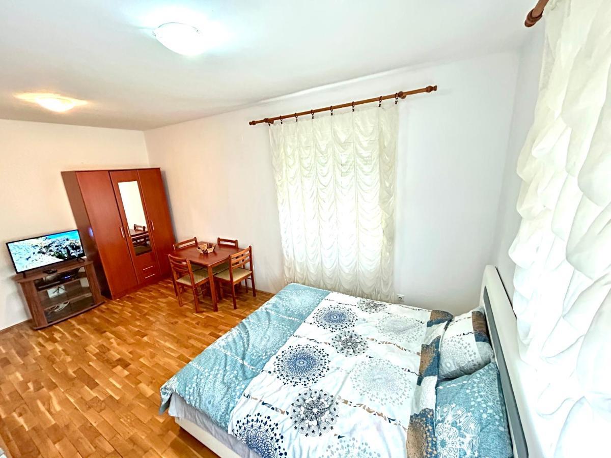 Apartman Stex Podgorica Eksteriør billede